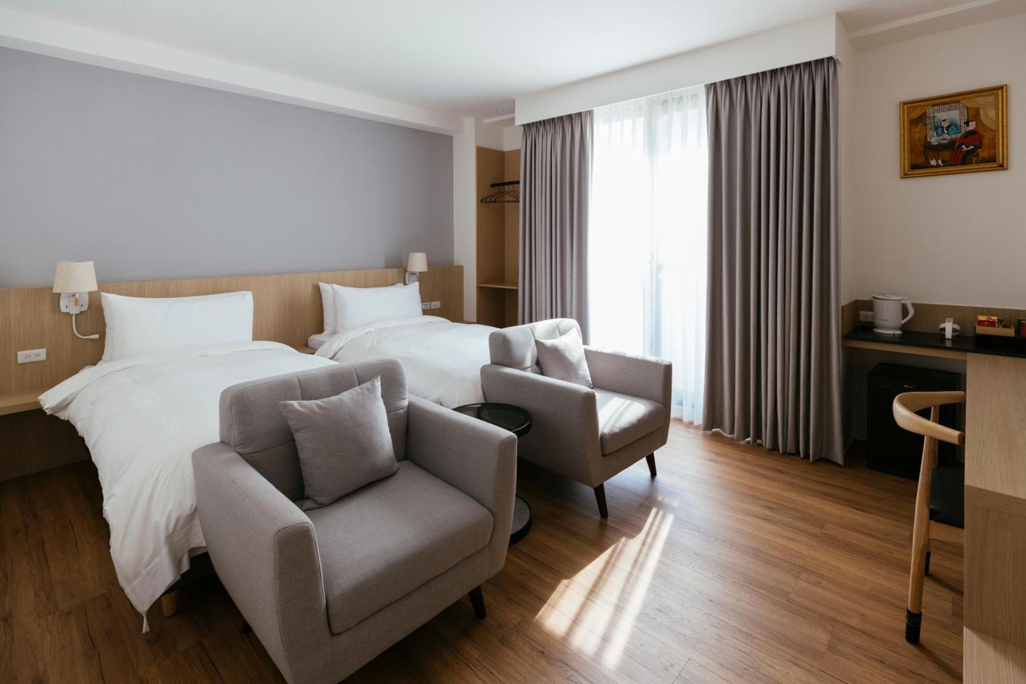 Hotel 鹹菜巷8號 Tainan Zewnętrze zdjęcie
